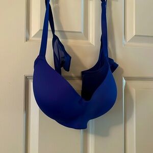 Royal blue Fashion Bug bra. Great condition 40D